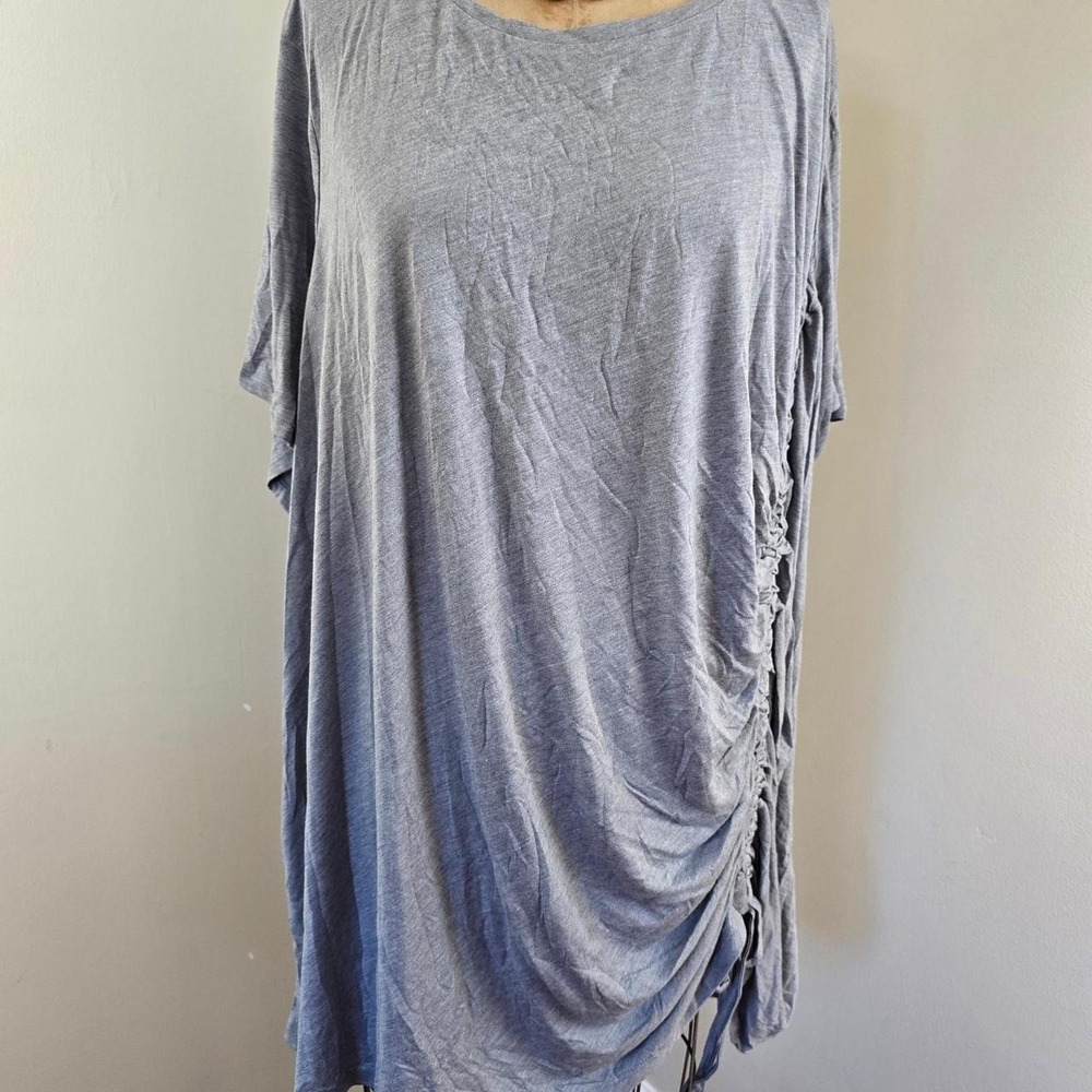 Roaman's gray ruched side top size 34/36 4X